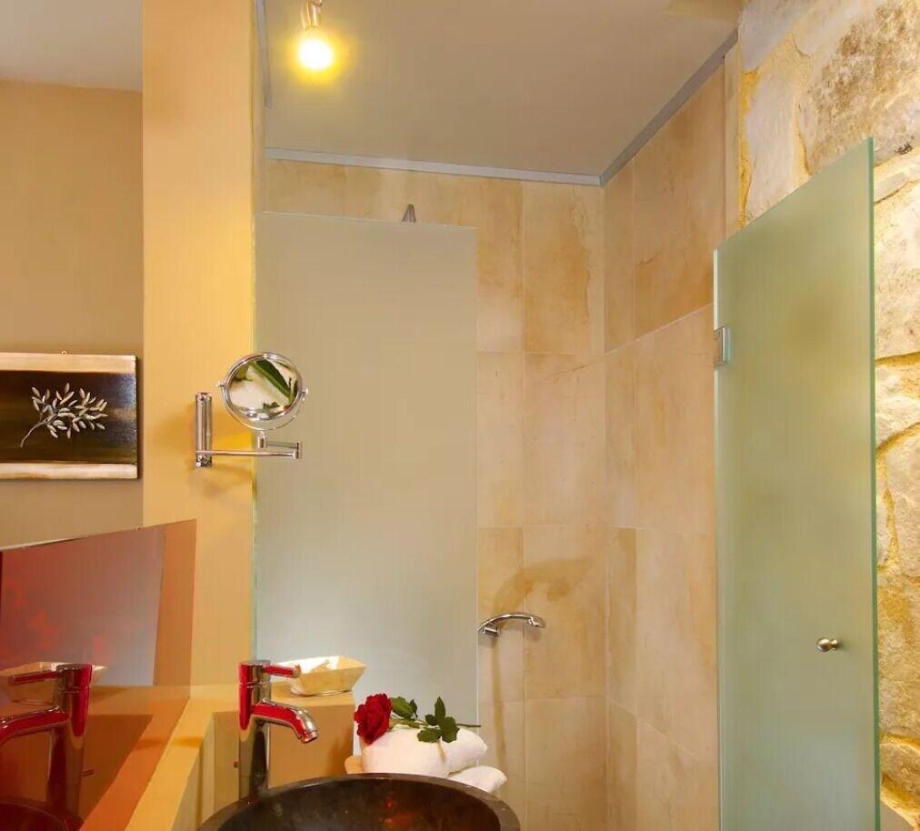 Mistral Hotel - Singles Only Maleme المظهر الخارجي الصورة
