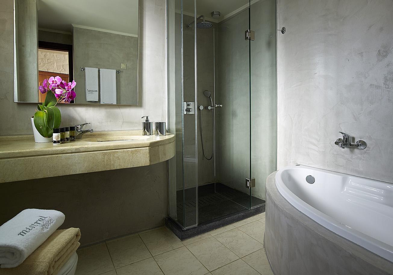 Mistral Hotel - Singles Only Maleme المظهر الخارجي الصورة