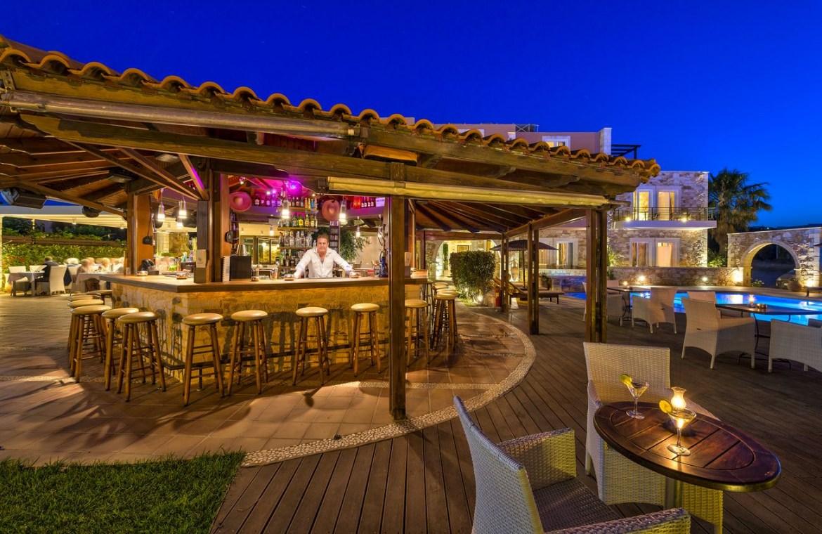 Mistral Hotel - Singles Only Maleme المظهر الخارجي الصورة