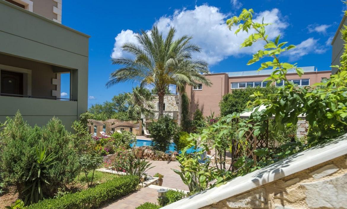 Mistral Hotel - Singles Only Maleme المظهر الخارجي الصورة